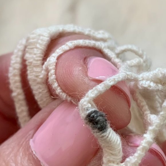 Old Navy Beige Boho Crochet Infinity Scarf - Picture 6 of 7